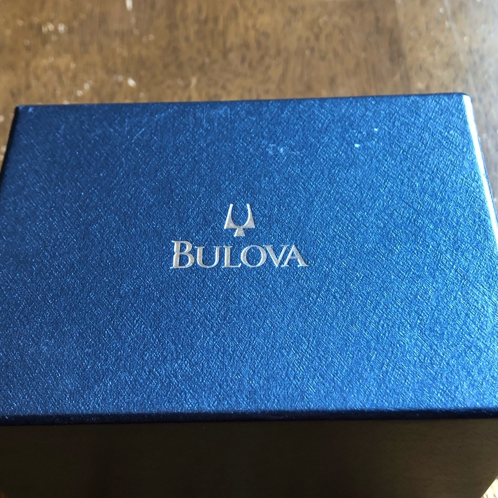 NIB BULOVA Marine Star Men’s Watch Silver - Picture 7 of 7